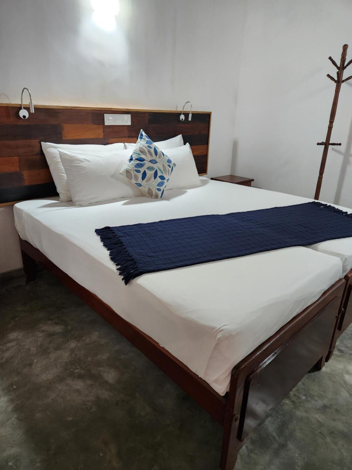 Zee Golf Affordable Luxury Hotell Galle Exteriör bild