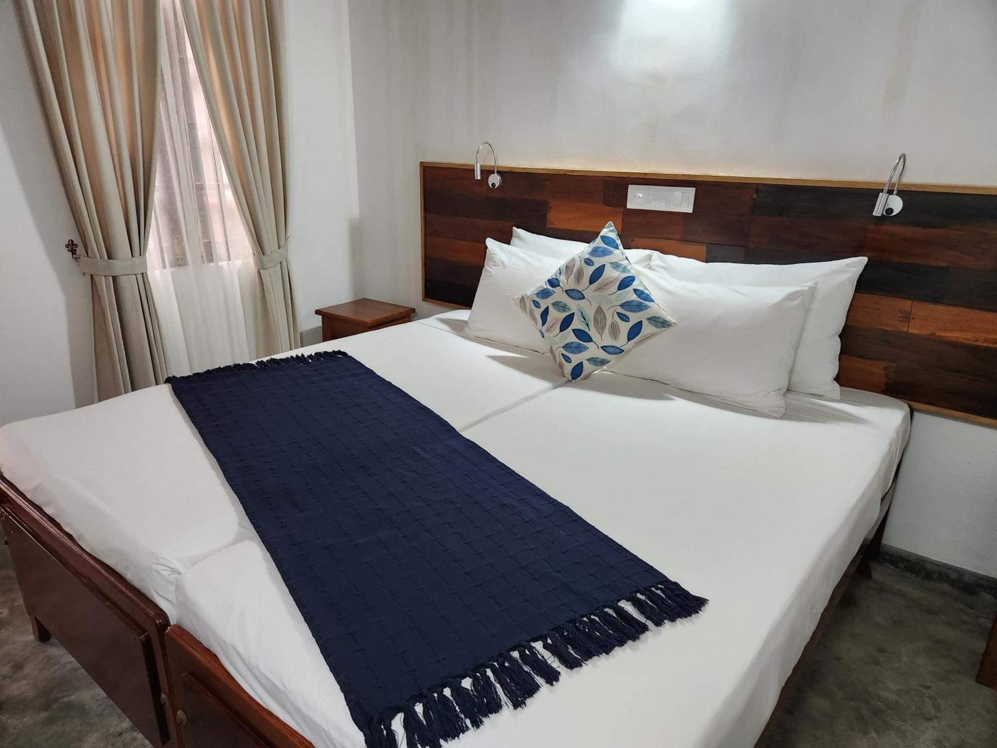 Zee Golf Affordable Luxury Hotell Galle Exteriör bild